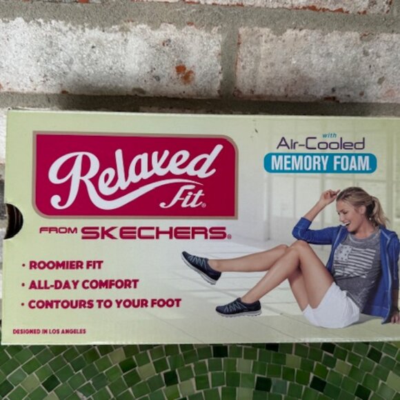 SKECHERS RELAXED FIT BREATHE EASY FORTUNEKNIT - Picture 13 of 13